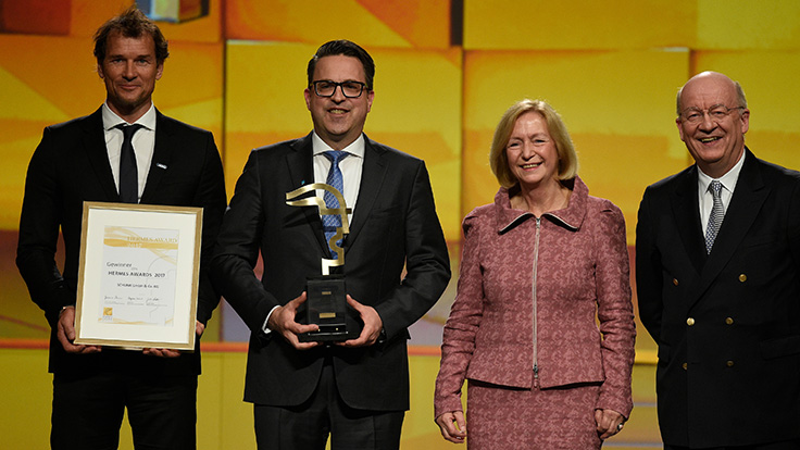 Schunk wins Hermes Award 2017 at Hannover Messe