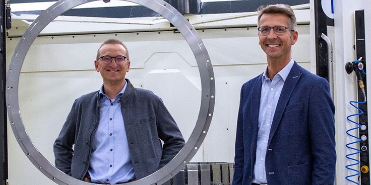 Sascha Eberhard, Managing Director of Franke GmbH (right) and Oliver Schröder, Authorized Officer, Head of Purchasing and Materials Management