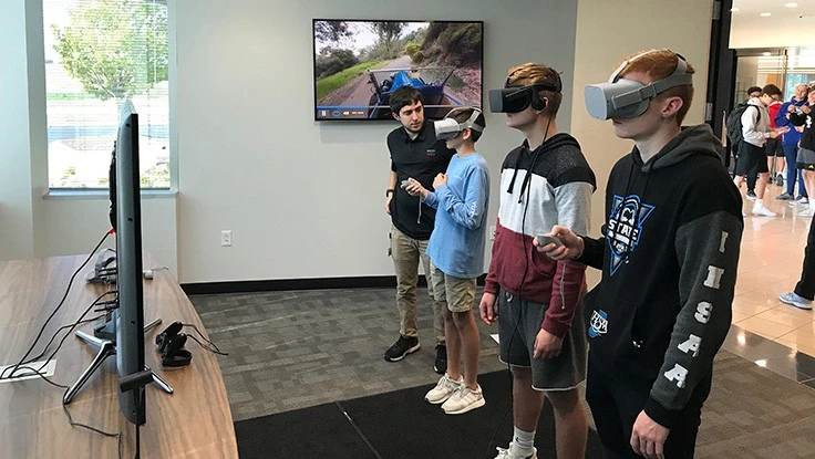 Following lunch and facility tours, students had the opportunity to participate in an INDEX virtual reality experience. INDEX Corp. 
