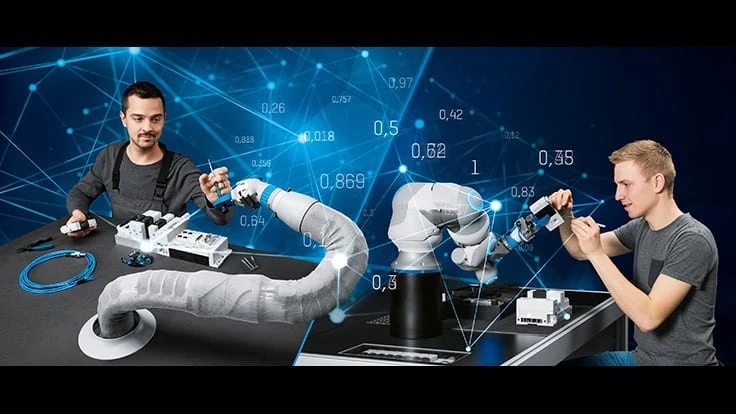 In the research project FLAIROP, the robots are trained with different articles in separate locations. The weights from all stations are collected and optimized using various criteria. Then the improved version is played back to the local stations and at the end, they should be able to grasp articles from other stations that they have not yet learned about.